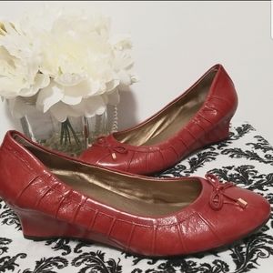 me too Red Leather Wedge Shoes